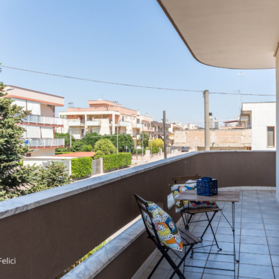 home staging in Puglia - casa in vendita - terrazzino