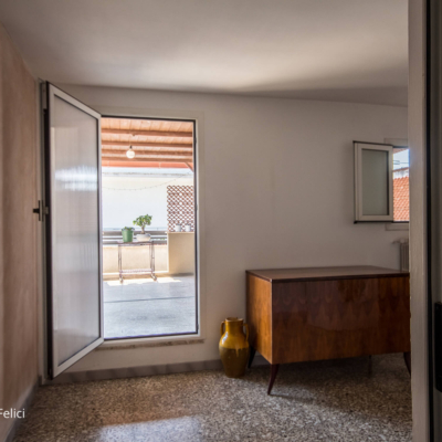 home staging in Puglia - casa in vendita - lavanderia