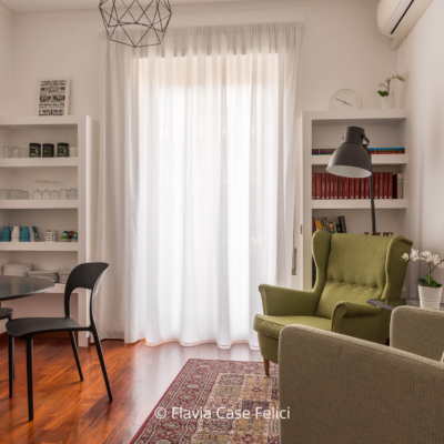 home staging di casa vacanze a Roma - living