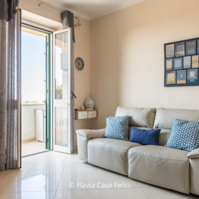 home staging in Puglia -casa in vendita - living