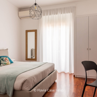 home staging di casa vacanze a Roma - camera