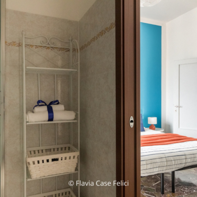 home staging di casa vacanze a Roma - camera con bagno