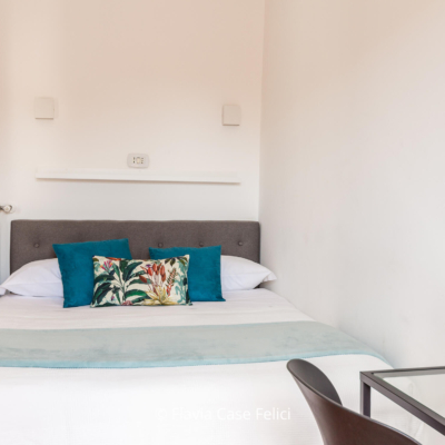 home staging di casa vacanze a Roma - camera