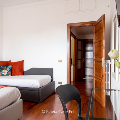 home staging di casa vacanze a Roma - camera